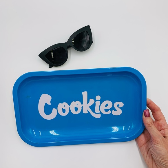 Blue Cookies rolling tray, I have been the only owner. Barely used. - Picture 2 of 4